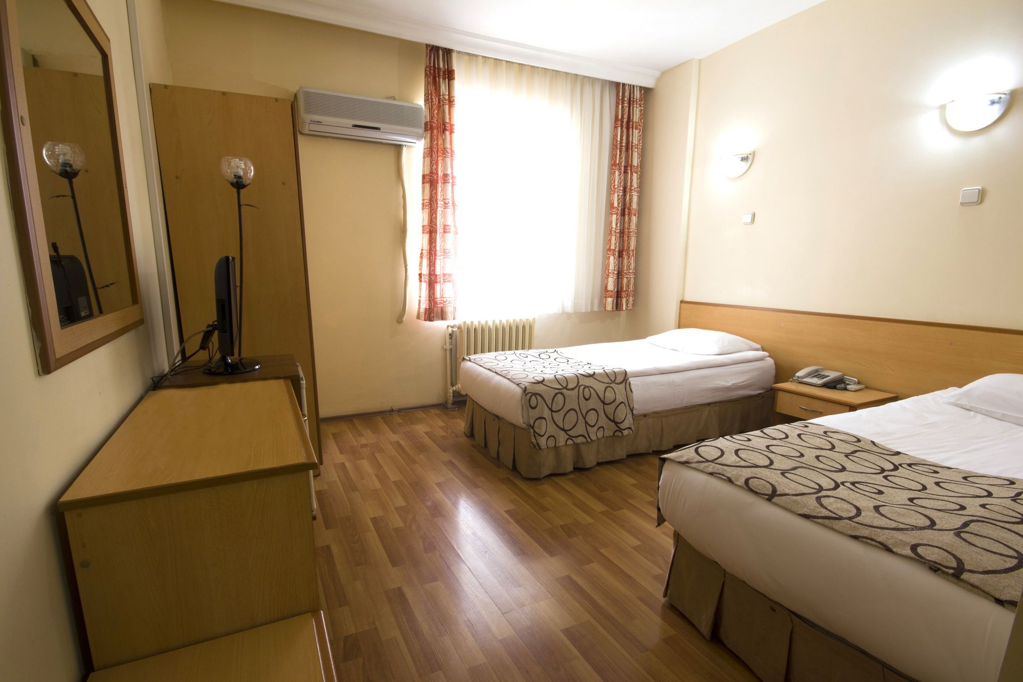 Acikgoz Hotel Edirne Exterior foto