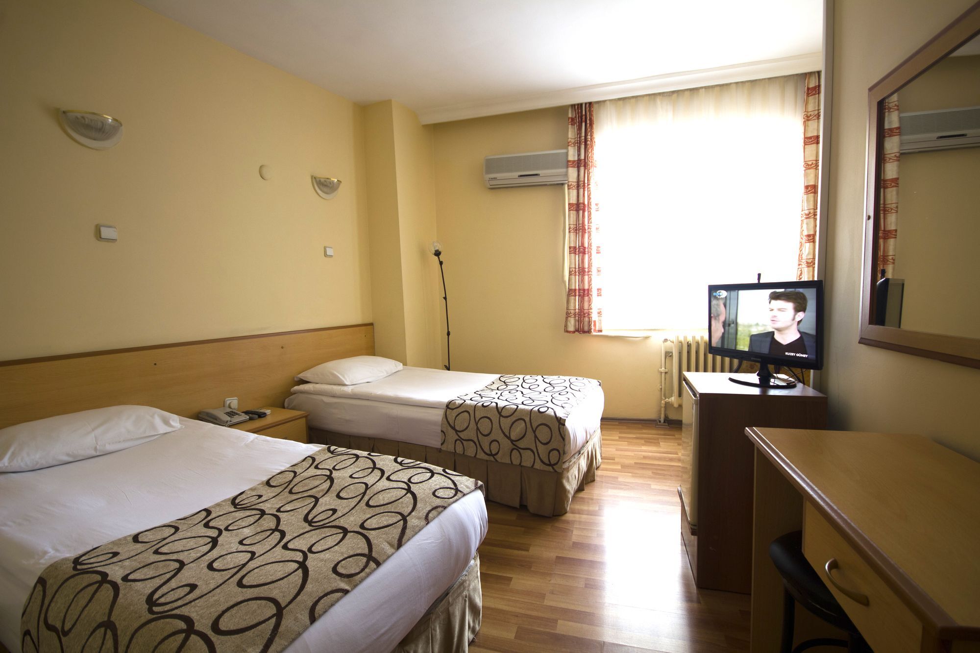Acikgoz Hotel Edirne Exterior foto